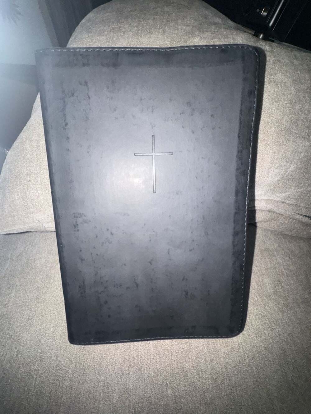 Tyndale NLT Premium Gift Bible New Living Translation Black LeatherLike